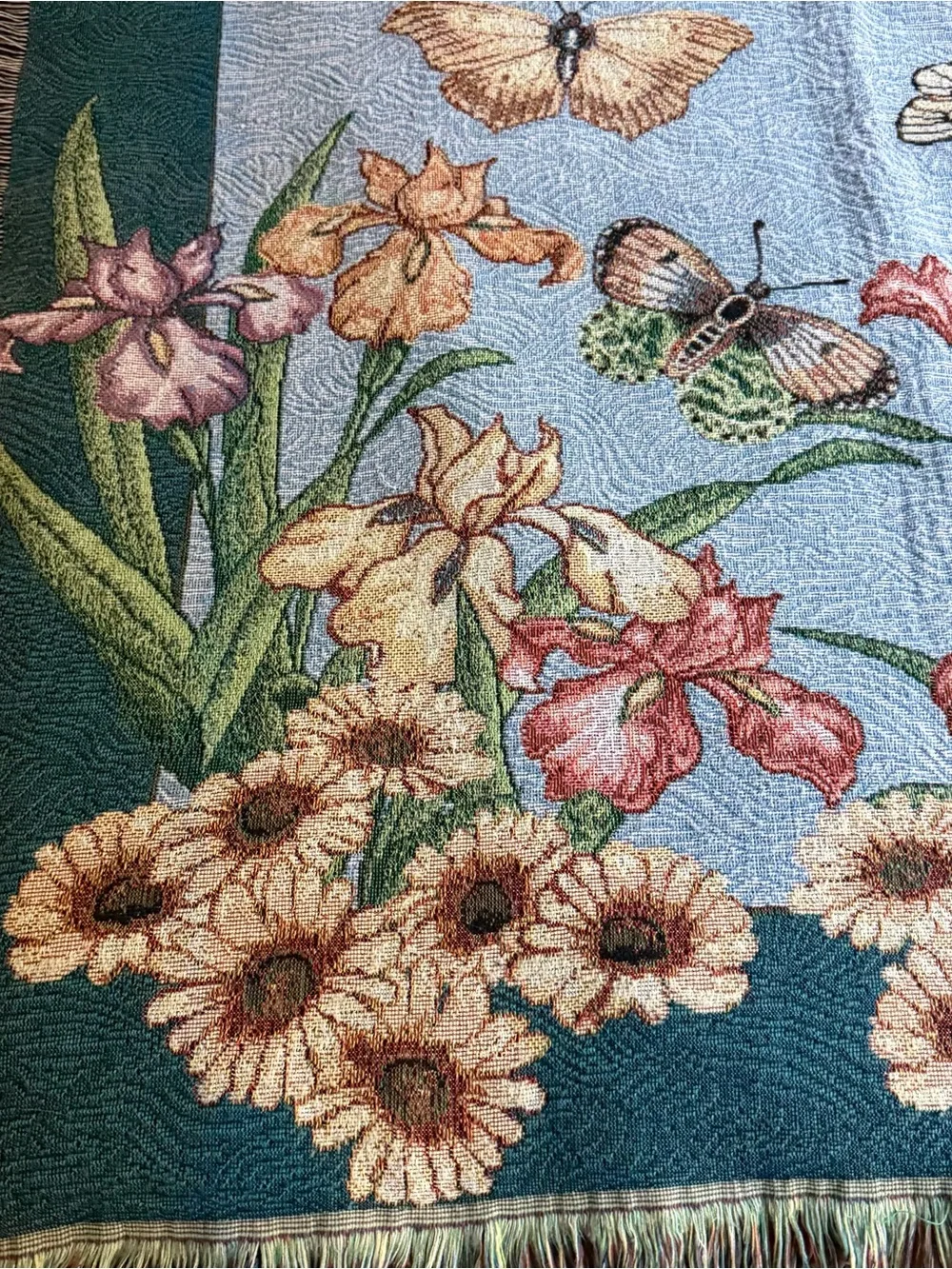 Pure Country Weavers Floral Butterfly Tapestry Throw Blanket 51x60” Woven Fringe